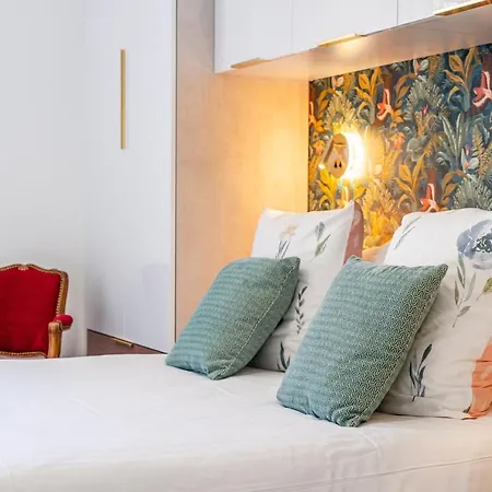 Apartment Pure