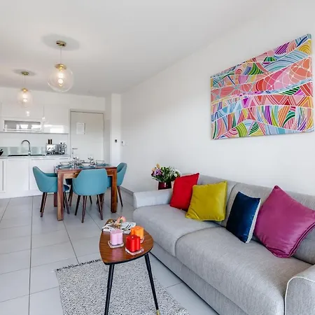Pure Apartment